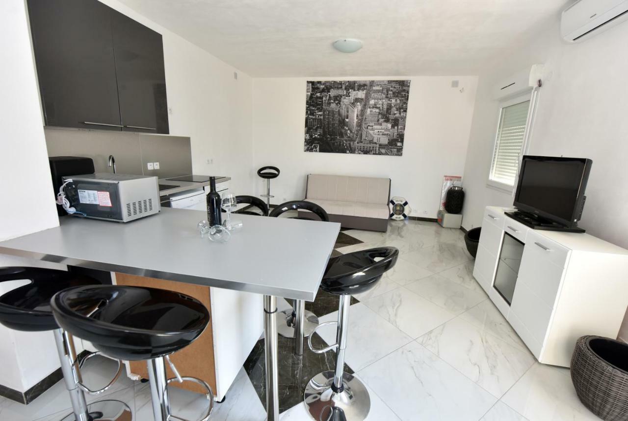 Apartmani Ivan V Relax Vodice Exterior photo